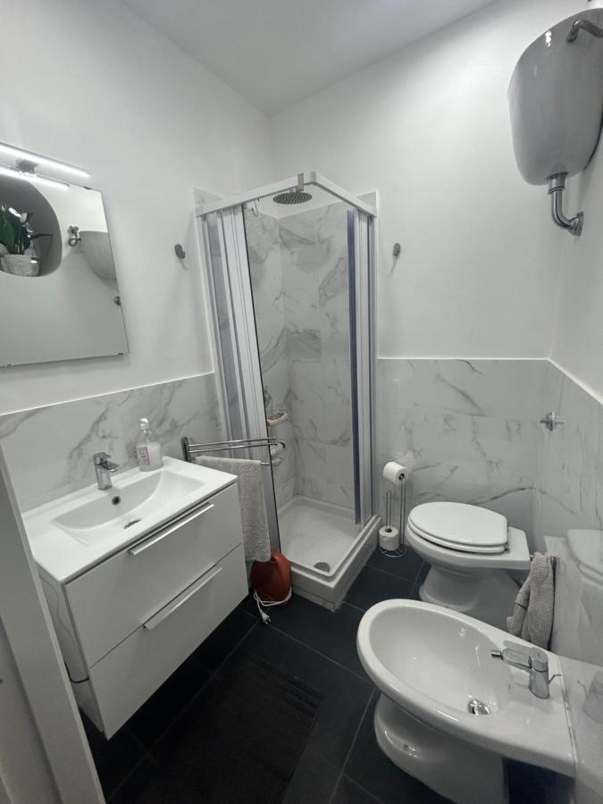 Casa Vacanze Qs 10 Daire Napoli Dış mekan fotoğraf