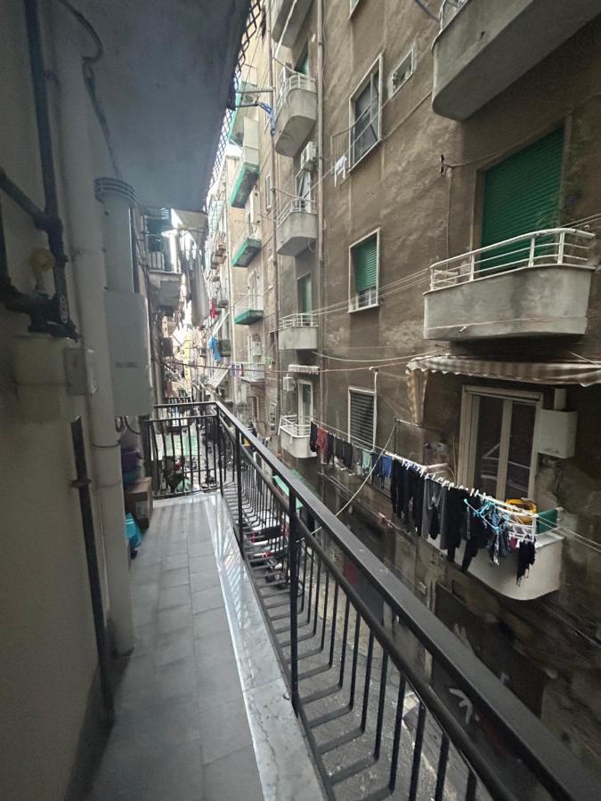Casa Vacanze Qs 10 Daire Napoli Dış mekan fotoğraf