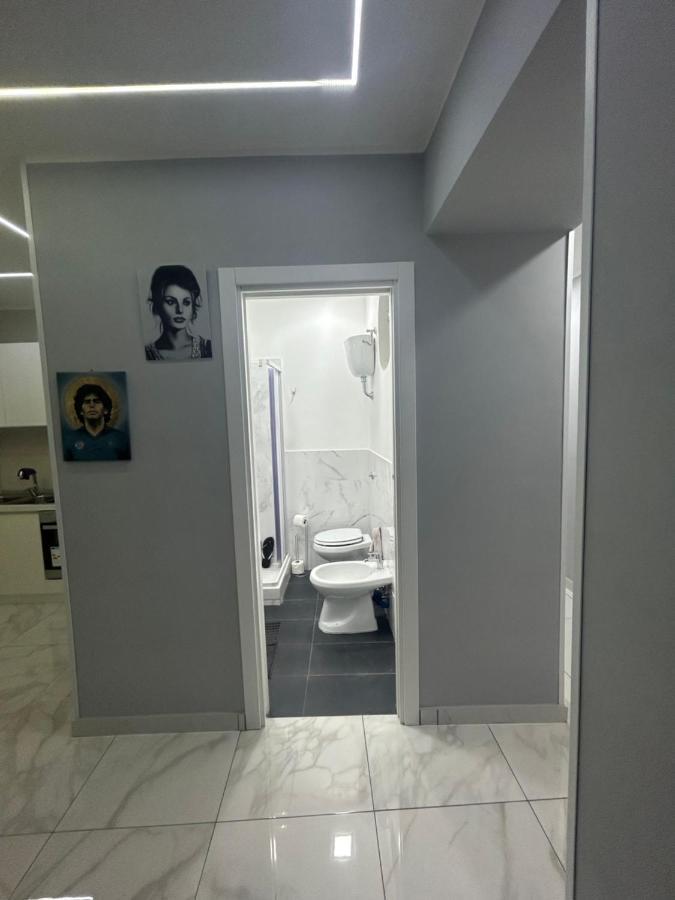 Casa Vacanze Qs 10 Daire Napoli Dış mekan fotoğraf
